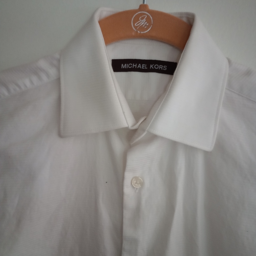Michael Kors Boy White bottom shirt size M 10/12